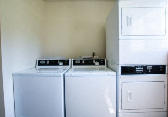 Laundry Facilities at The Lodge Apartments, Indianapolis, IN, 46205