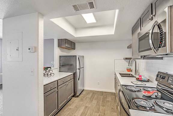 Kitchen Appliances at The 95 Apartments, Las Vegas, 89129