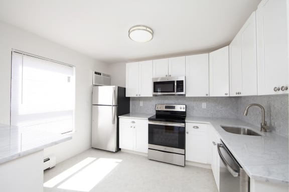 Modern Kitchen With Custom Cabinet at Everly Roseland, Roseland, New Jersey