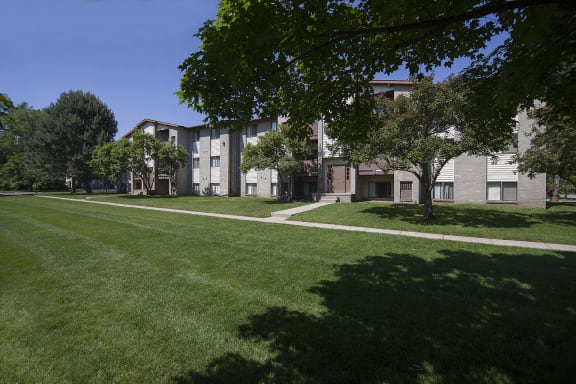 Courtyard views from most homes at Woodland Villa Apartments in Westland, MI