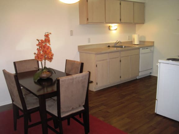 Dining Room in Short-Term Furnished Unit Available at Dover Hills Apartments in Kalamazoo, Michigan