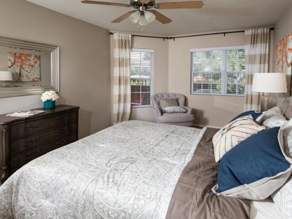 Bedroom with cozy bed at Legends at Rancho Belago, California