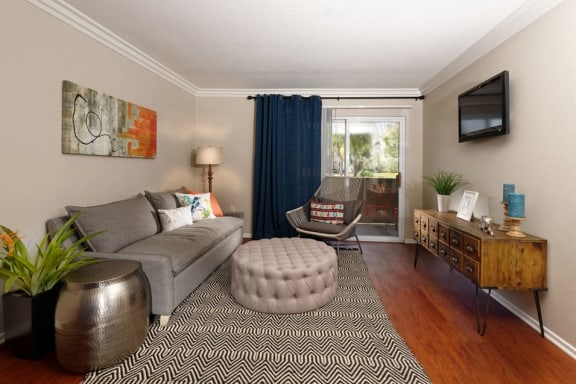 Living roomat Legends at Rancho Belago, Moreno Valley, CA, 92553