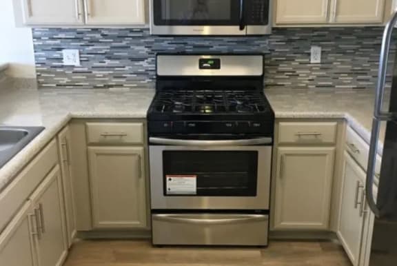Backsplash at Legends at Rancho Belago, Moreno Valley, CA, 92553