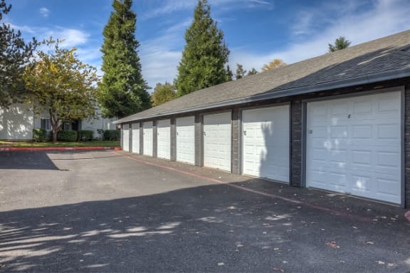Garages at Woodcreek Apartments, Oregon, 97024