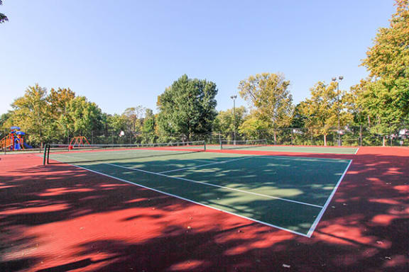 apartment with tennis court