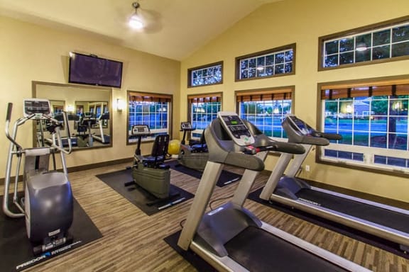 Fitness Area at Waterford Apartments, Everett, WA