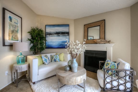 Living Area at Waterford Apartments, Everett, WA