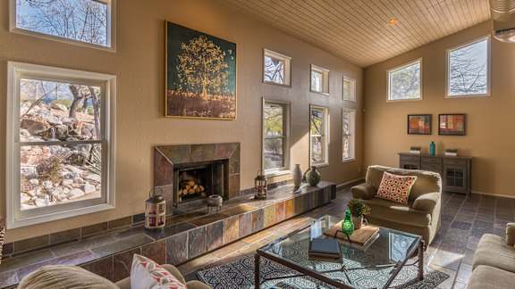 Arboretum cozy clubhouse with fireplace