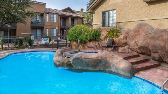 Arboretum Pool view