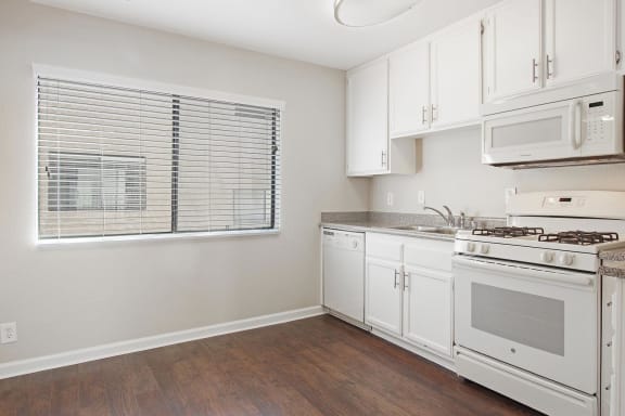 Superior Place Appliances at Superior Place, Northridge, CA, 91325