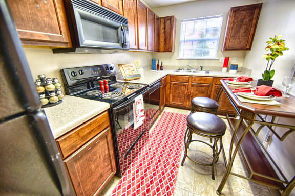 Studio Apartment Floor Plan - Forest Trail Apartment Homes Northport, AL,Spacious Eat-In Kitchen