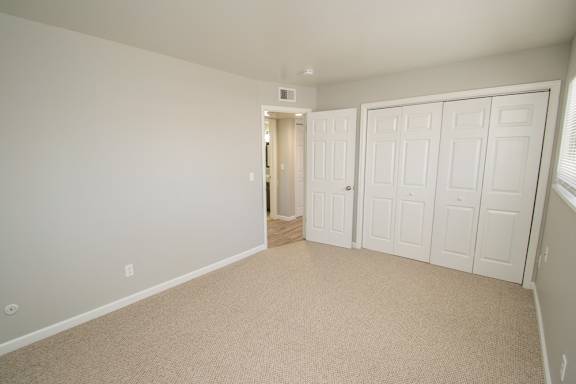 Bedroom 26 Emery