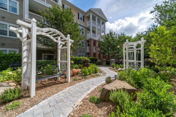 Courtyard at Rose Heights Apartments, Raleigh, 27613