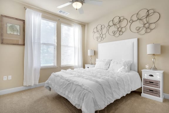 Amenities Pet Policy Quinn Crossing Apartments in Vacaville CA nr I-80