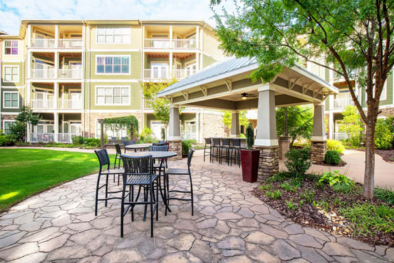 Parc at Grandview outdoor kitchen