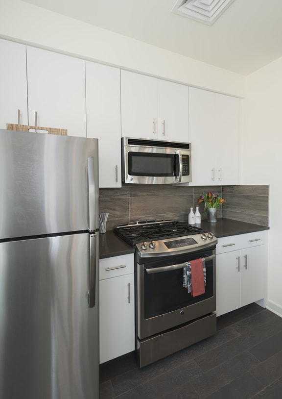 Stainless Steel Appliances at Valley and Bloom, New Jersey