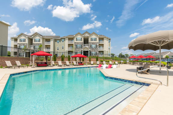 Sparkling Swimming Pool at Aventura at Maryland Oaks, St. Louis