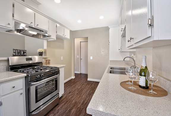 Brookfield Apartment Homes Stainless Steel Appliances