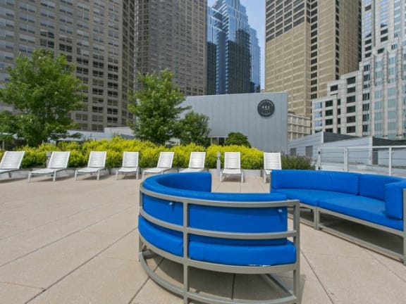 sundeck with city views at Presidential Towers, Chicago