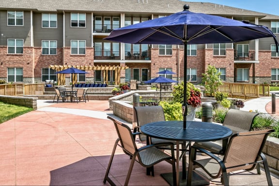 Community Courtyard at The Apartments at Lux 96 in Papillion, NE