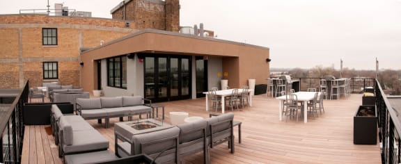 Rooftop Lounge With Outdoor Kitchen at 700 Central Apartments, Minnesota, 55414