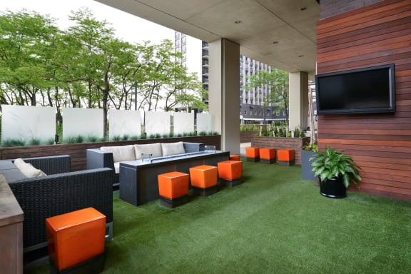 Outdoor Sun Deck  | North Harbor Tower Chicago Apartments