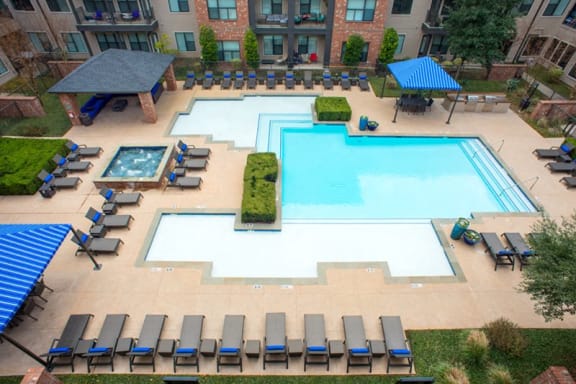 outdoor resort style pool | Gramercy on the Park Apartments in Dallas, TX