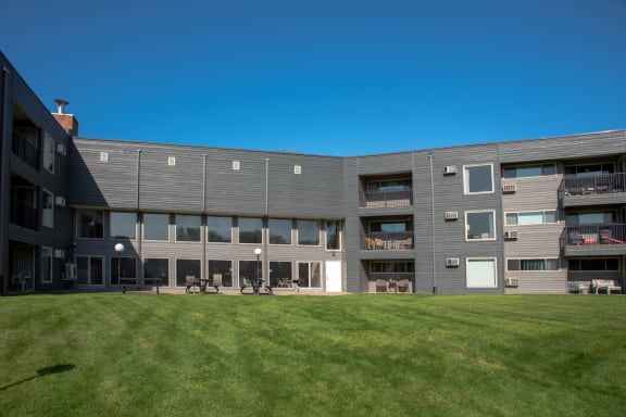 Property Exterior at Hillsborough Apartments, Roseville, MN