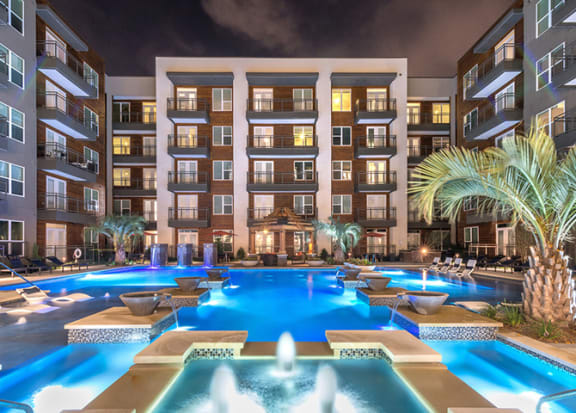 Windsor by the Galleria North Dallas Luxury Apartments