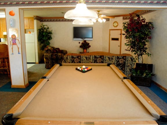 Outstanding Private Lounge at Barcelona Apartments, Visalia, 93277