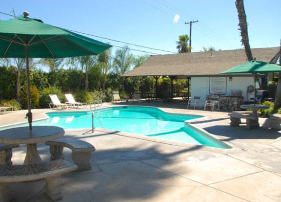 Unique “Star”-Shaped Pool at Reef Apartments, Fresno, CA, 93704