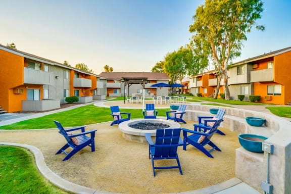 Relaxing Outside Courtyard Area at Pacific Trails Luxury Apartment Homes, Covina, CA