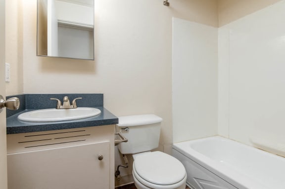 Witham Hill Oaks | Bathroom