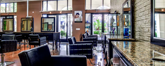 In Style Hair Baldwin Park at Azul Baldwin Park, Orlando, FL, 32814