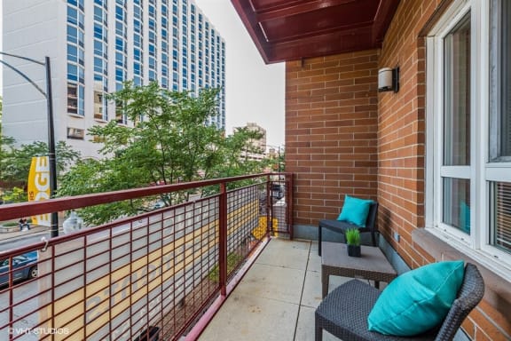 Expansive Balcony