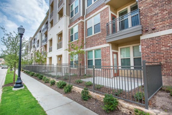 Walking Path at Aviator West 7th, Texas