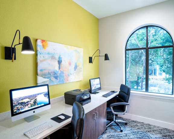 Business center at Nalle Woods of Westlake, Austin