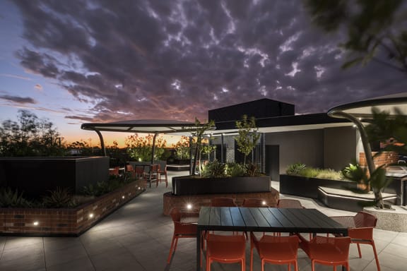 Rooftop lounge - The Elements by Kinleaf