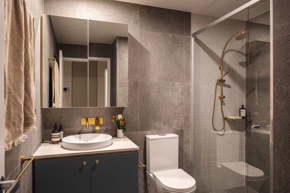 3-Bedroom Bathroom