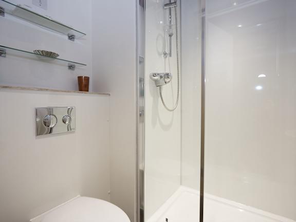 Floor Plan  Woodside House, Glasgow - En Suite