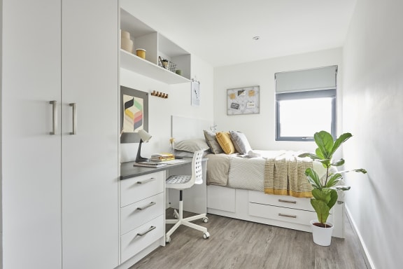 Floor Plan  7 Bed Cluster En-suite &#x2013; Premium at The City Arcade, Student accommodation in Exeter