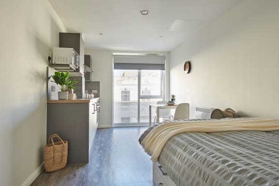 Floor Plan  Superior Studio at The Bank, Student accommodation in Southampton