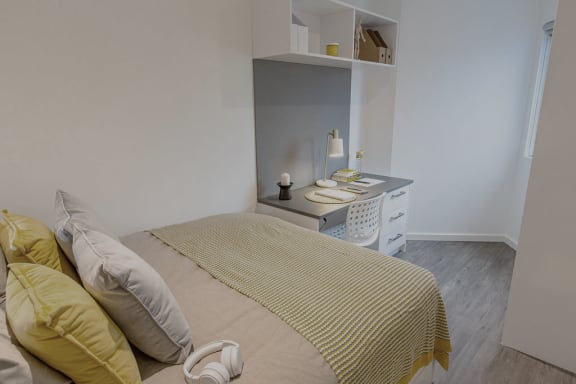 Floor Plan  6 Bed Cluster En-suite &#x2013; Standard at The City Arcade, Student accommodation in Exeter
