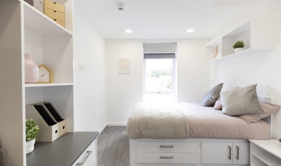 Floor Plan  4-Bed Classic En-suite, The Cavendish, Student accommodation in Winchester