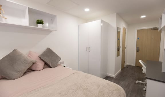 Floor Plan  7-Bed Classic En-suite, The Cavendish, Student accommodation in Winchester