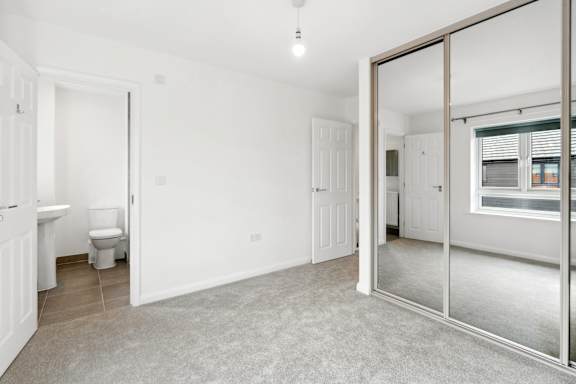 Bathroom in Bedroom at UnionView Apartments, Dartford DA2 6GZ