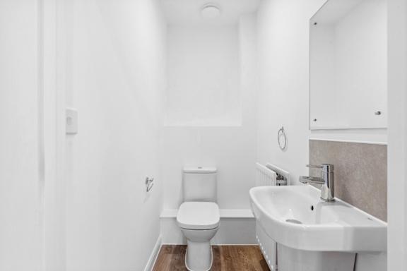 Designer Bathroom Suites at UnionView Apartments, Dartford DA2 6GZ