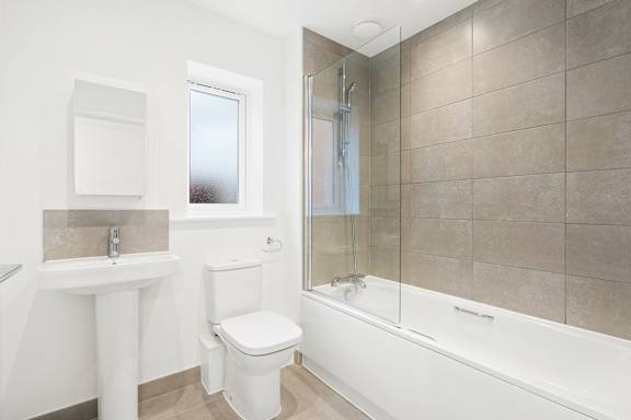 Beautiful Bathroom at UnionView Apartments, Dartford, KENT
