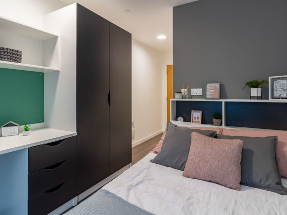 Floor Plan  Bronze En Suite - EPC Band Rating A